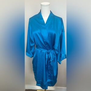 Victoria's Secret Aqua Blue Satin Kimono Robe - Size M